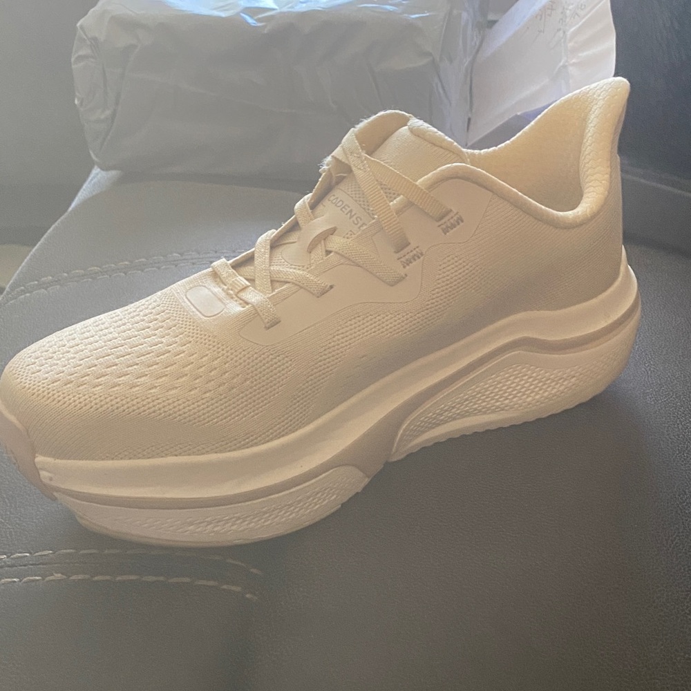 CADENSE Women's Champagne Knit Lace-Up Adaptive Sneakers Like New 11 REGULAR - Picture 9 of 12